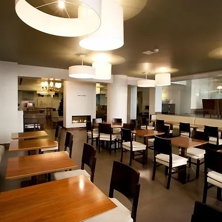 Otel Centro Antas Porto